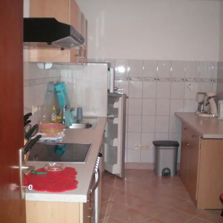 Apartman Jure Apartment *